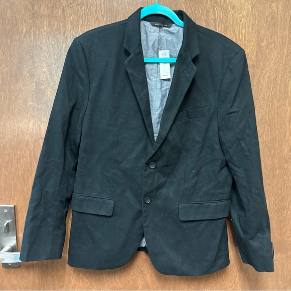 Banana Republic two button blazer - men’s 42 Short - new